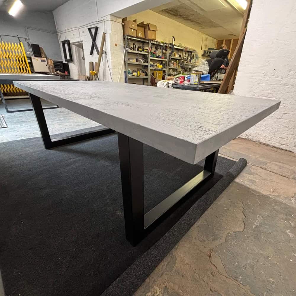 RockVine UrbanTexture - Textured Concrete Tables