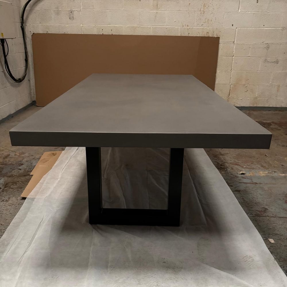 UrbanStone Polished Concrete Dining Table (Stone)