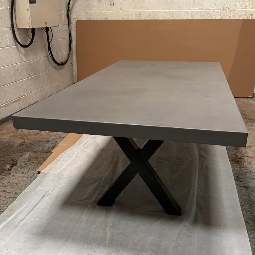 UrbanStone Polished Concrete Dining Table (Stone)